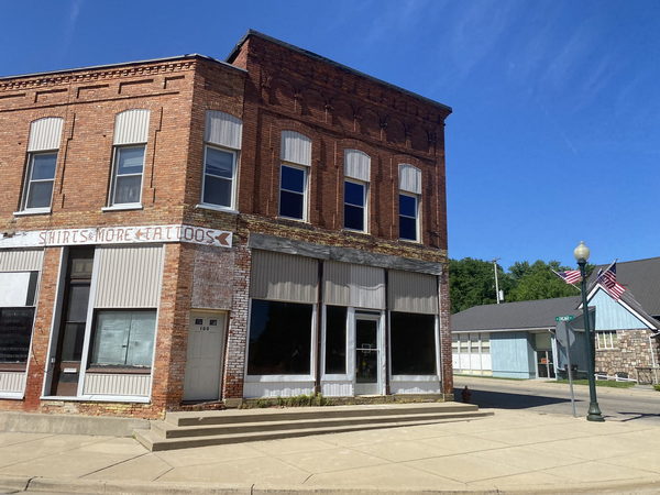 Litchfield - June 2022 Photo (newer photo)